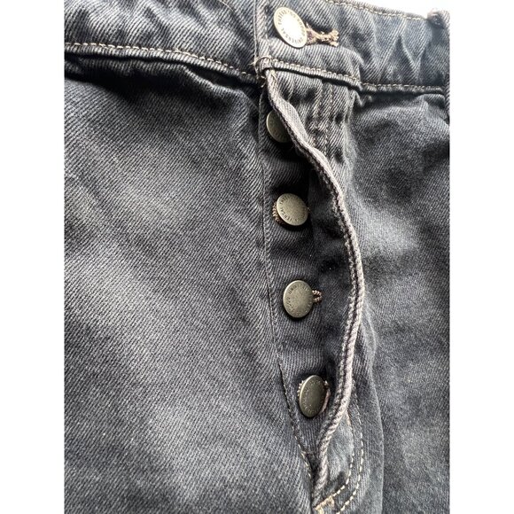 Universal Thread High-Waist Distressed Denim Shorts Button-Fly Closure Size 17 - Picture 6 of 10